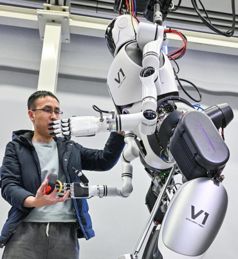 Construction of robotics industrial park in northern Beijing begins-Xinhua