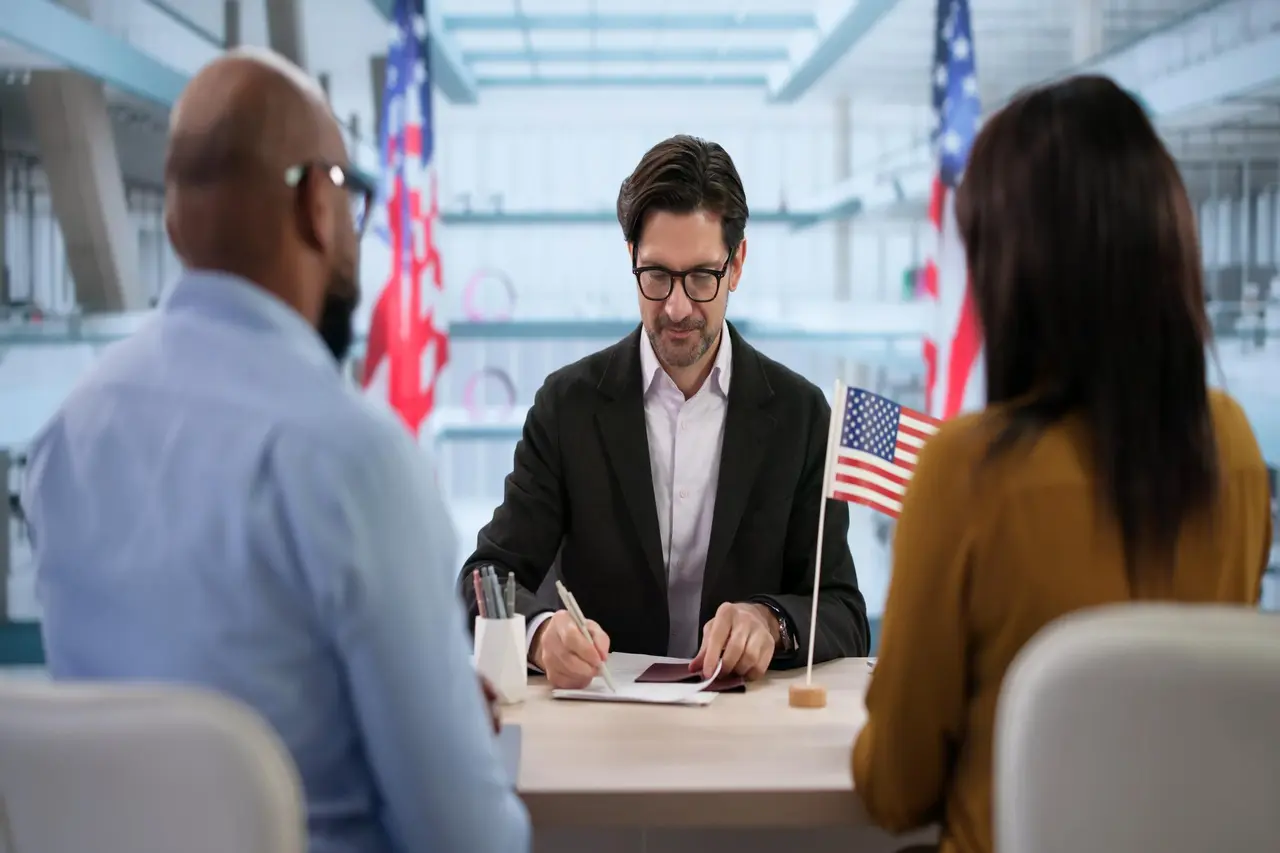Family Consults An Immigration Lawyer For Their USA Visa Application Process