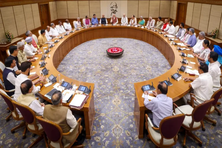 New council of ministers - 11 are 12th pass, 57 are graduate or above