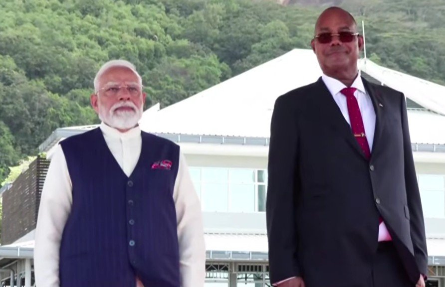 PM Modi with Seychelles President