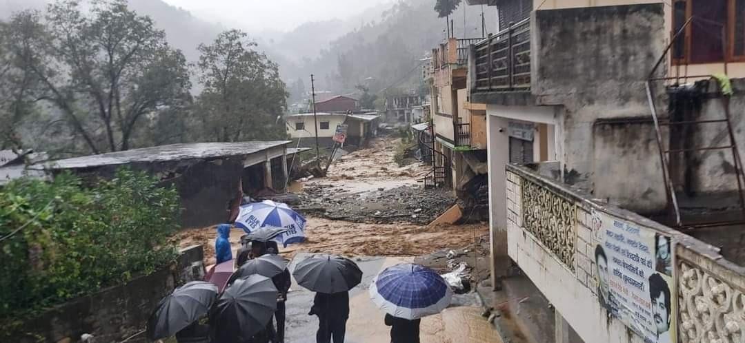 Uttarakhand rains Nainital Lake overflows, at least 24 dead, roads, houses washed away